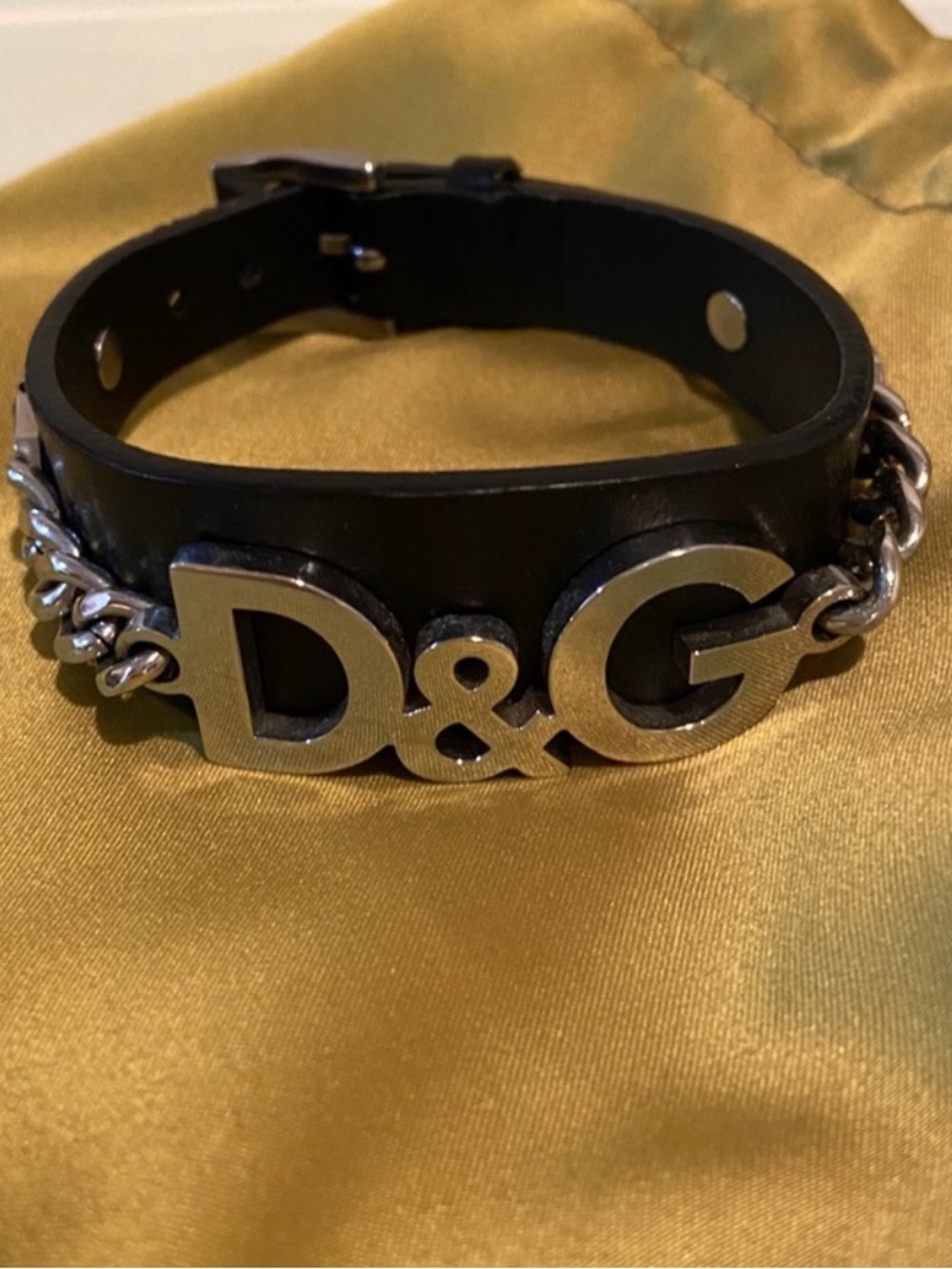 Dolce & Gabbana Womens black Leather Cuff Adjustable Bracelet w/ Silver D&G Logo - Picture 2 of 11